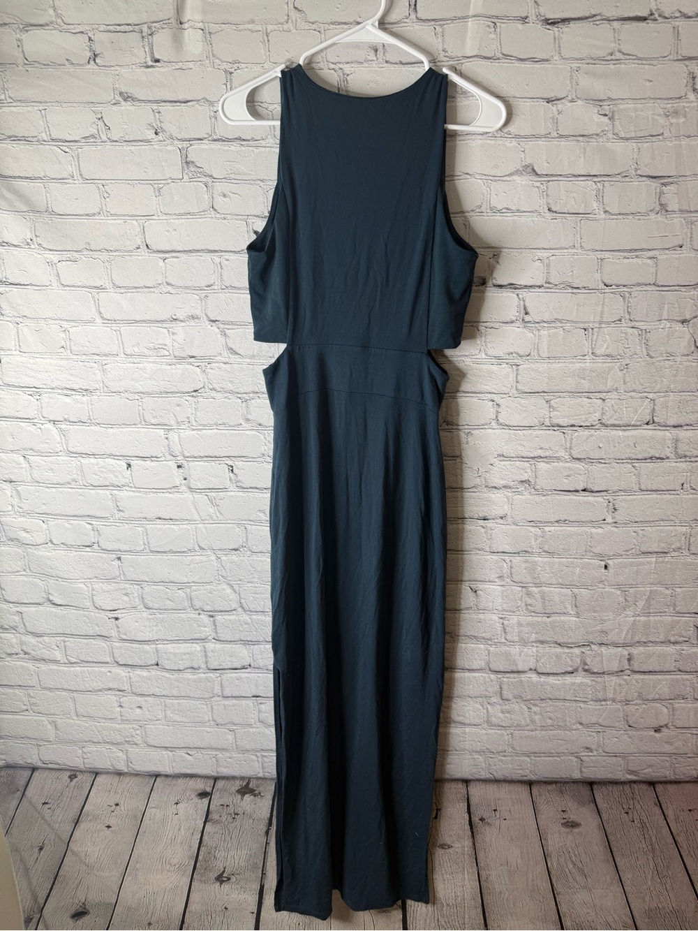 Athleta Sleeveless Cutout Maxi Dress in Dark Teal small